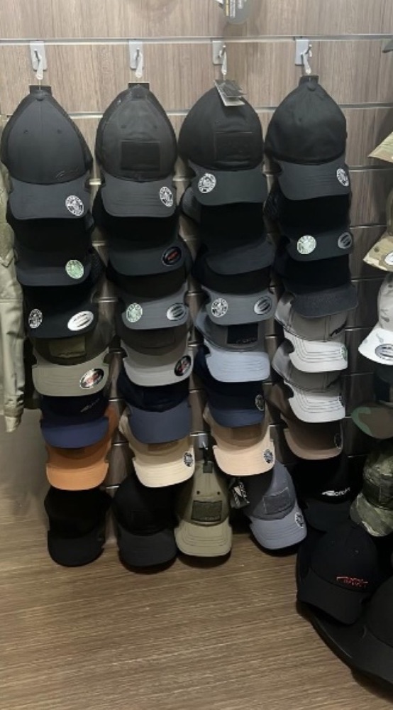 Caps & headwear